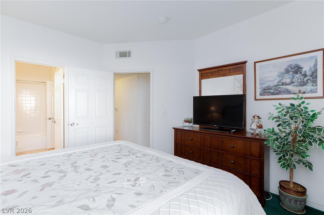 Photo 16 of 37, 6480 Annie Oakley Drive #511