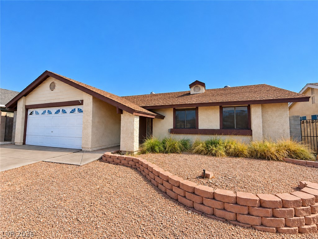 325 W Chesapeake Way, Henderson