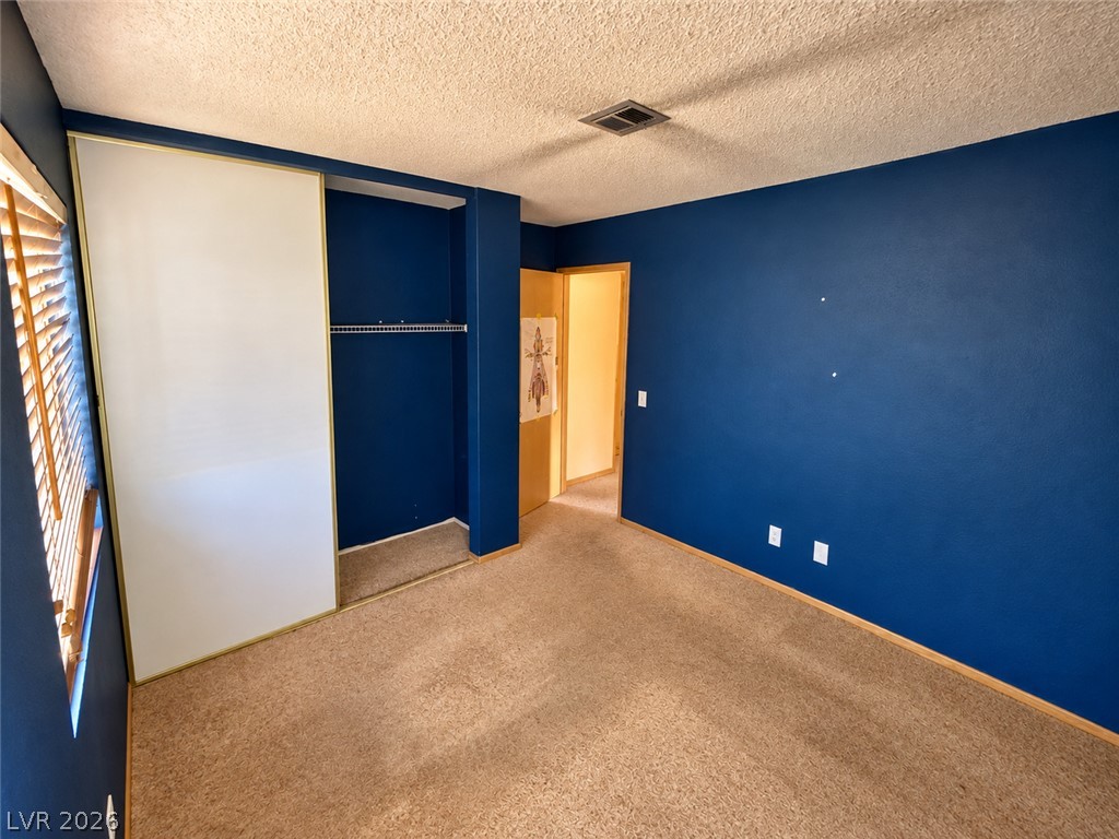 Photo 18 of 27, 325 W Chesapeake Way