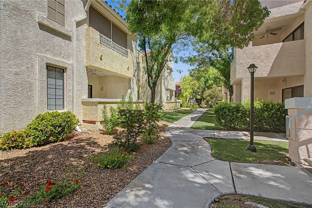 Photo 29 of 30, 4889 S Torrey Pines Drive #201