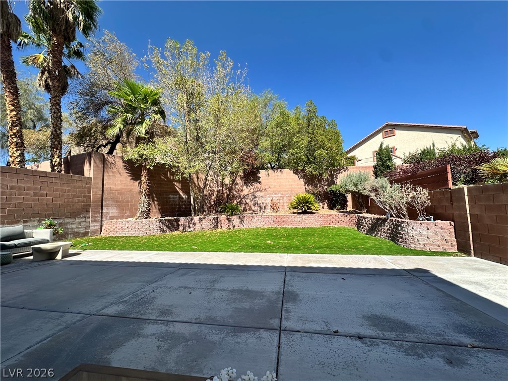Photo 13 of 33, 537 Lacabana Beach Drive