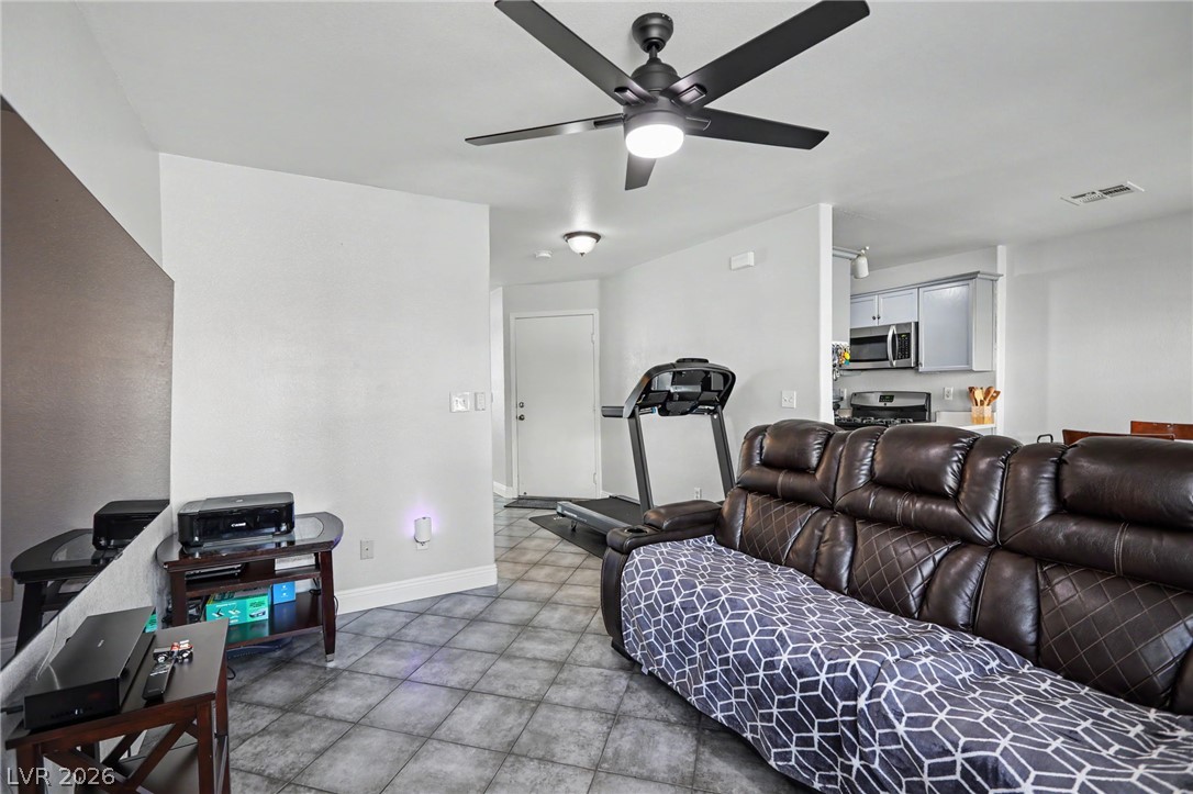 Photo 9 of 28, 5330 E Charleston Boulevard #45