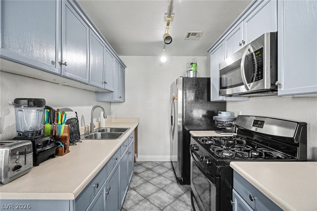 Photo 10 of 28, 5330 E Charleston Boulevard #45