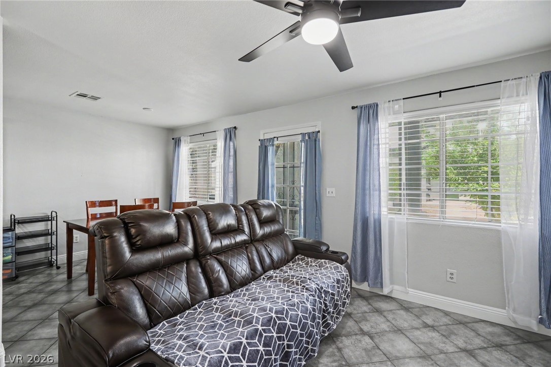Photo 15 of 28, 5330 E Charleston Boulevard #45