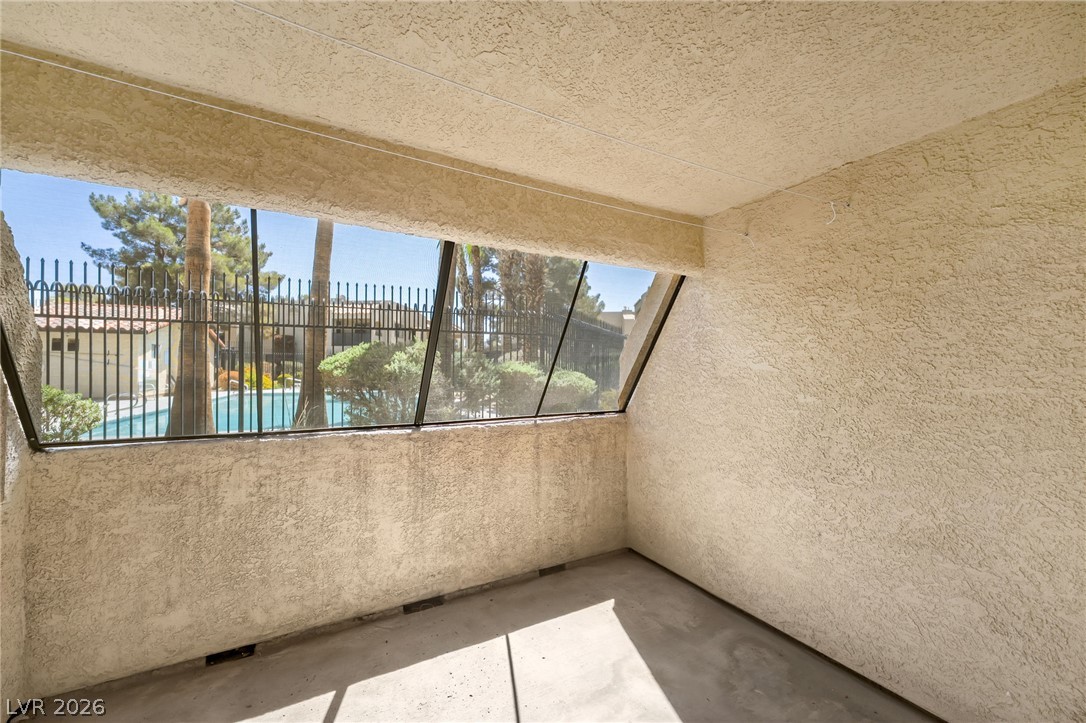 Photo 16 of 17, 601 Cabrillo Circle #431