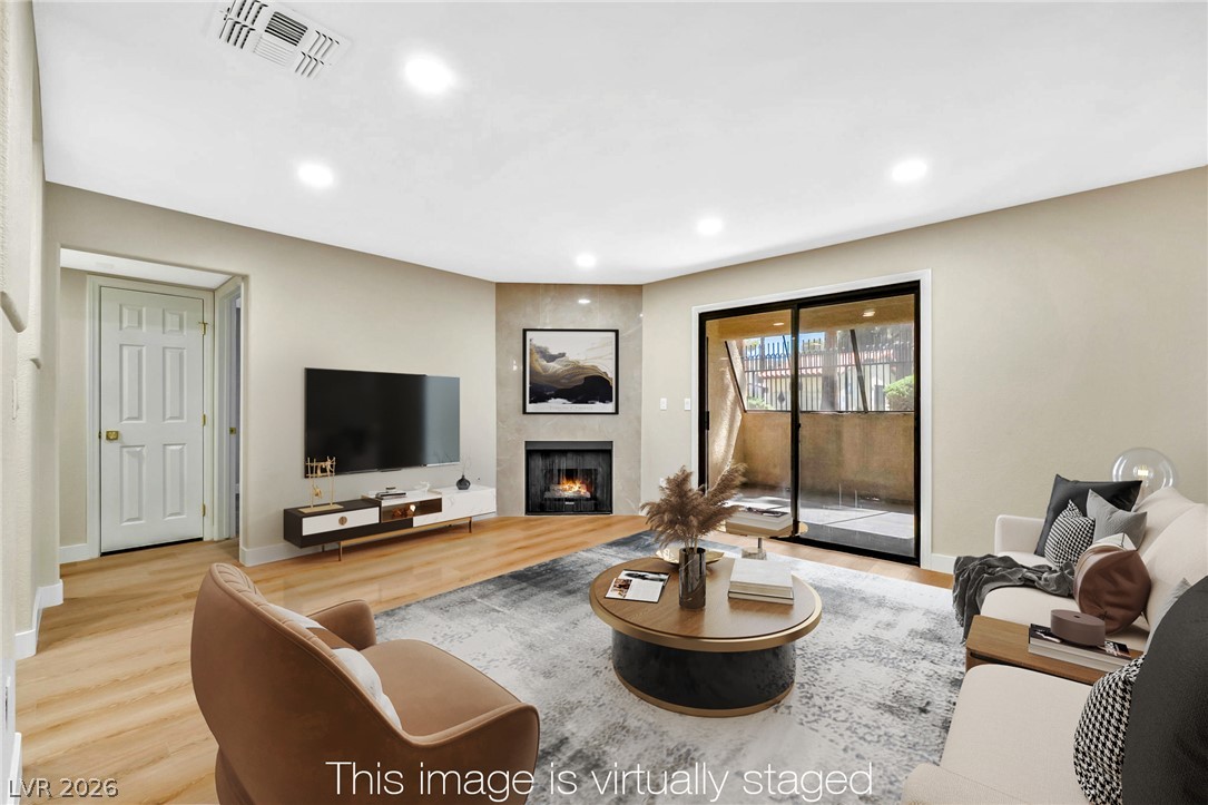 Photo 8 of 17, 601 Cabrillo Circle #431