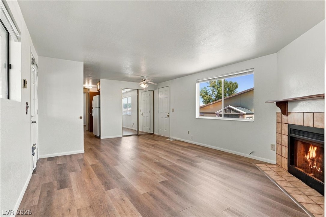 Photo 6 of 25, 126 N Andersen Street