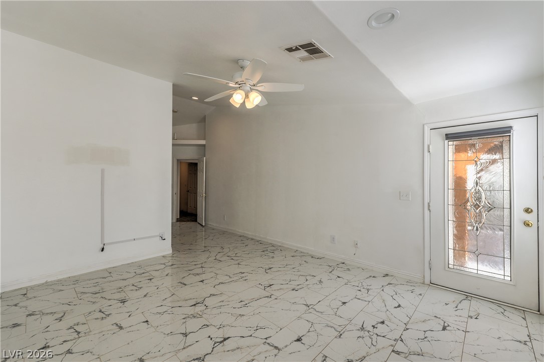 Photo 19 of 43, 6124 Satre Court