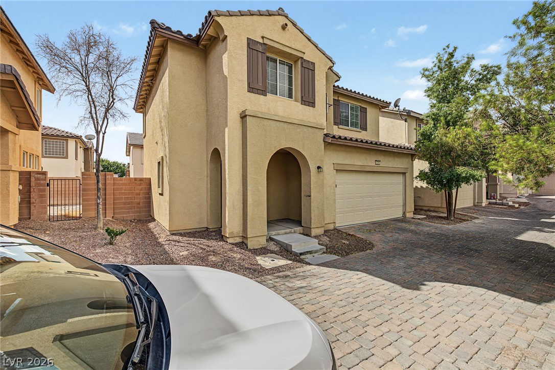 Photo 3 of 1239 Appaloosa Hills Avenue