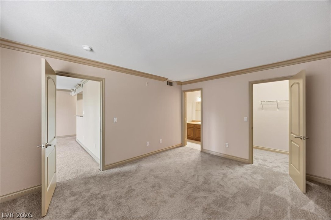 Photo 23 of 44, 1150 N Buffalo Drive #2022