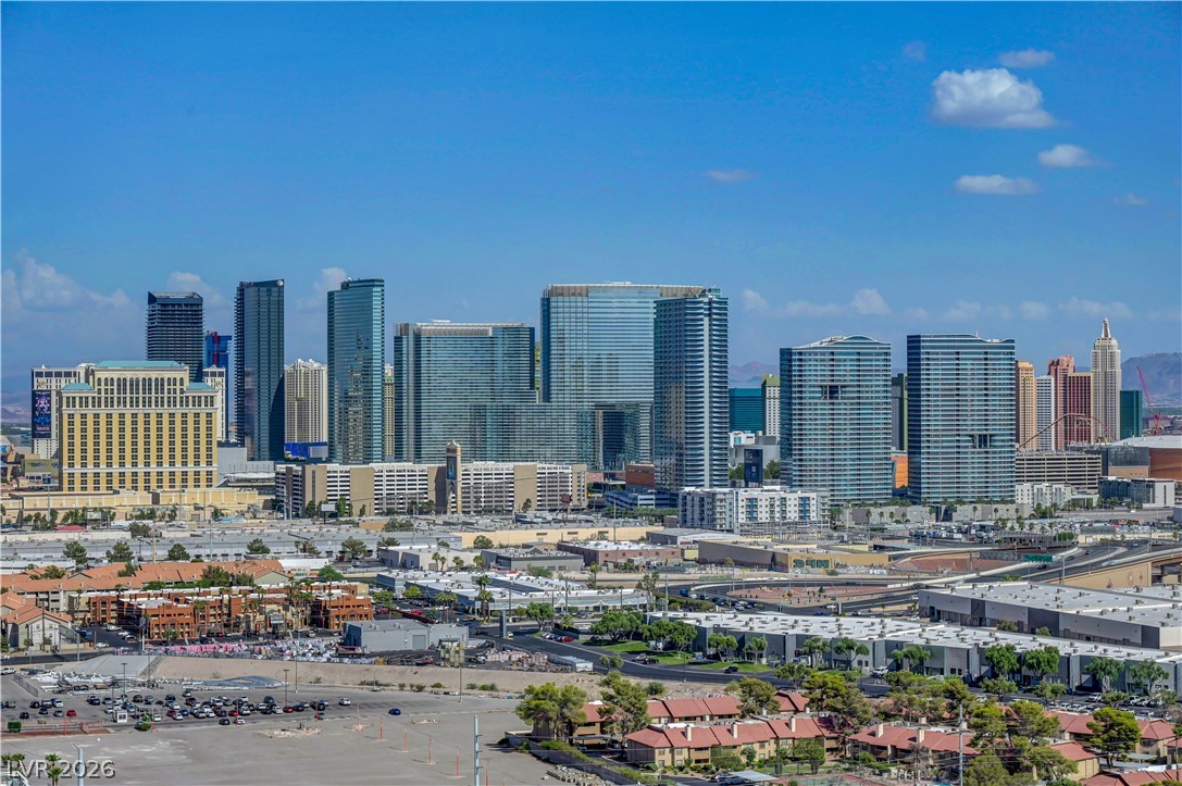 Photo 45 of 72, 4381 W Flamingo Road #2510