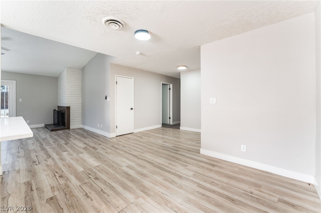 Photo 19 of 43, 2129 N Michael Way