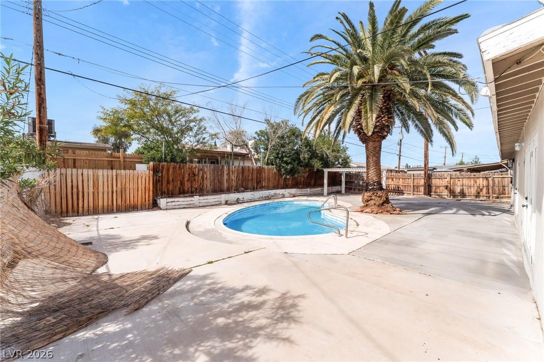 Photo 40 of 43, 2129 N Michael Way