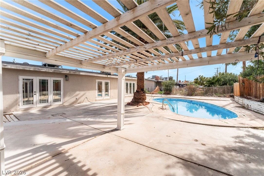 Photo 42 of 43, 2129 N Michael Way