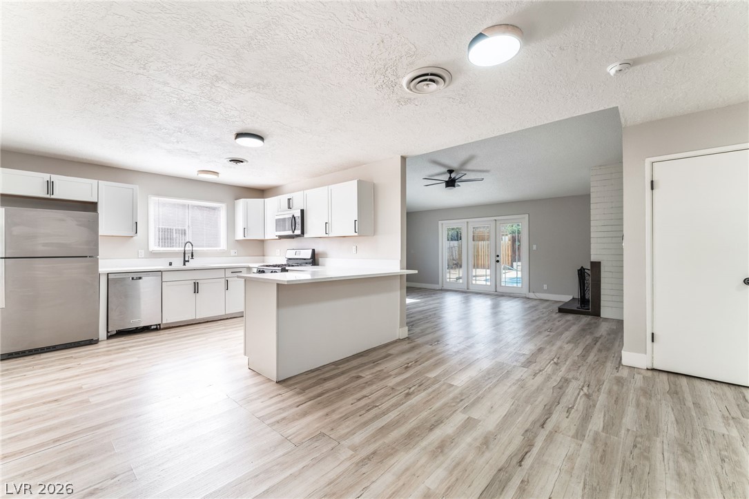 2129 N Michael Way, Las Vegas