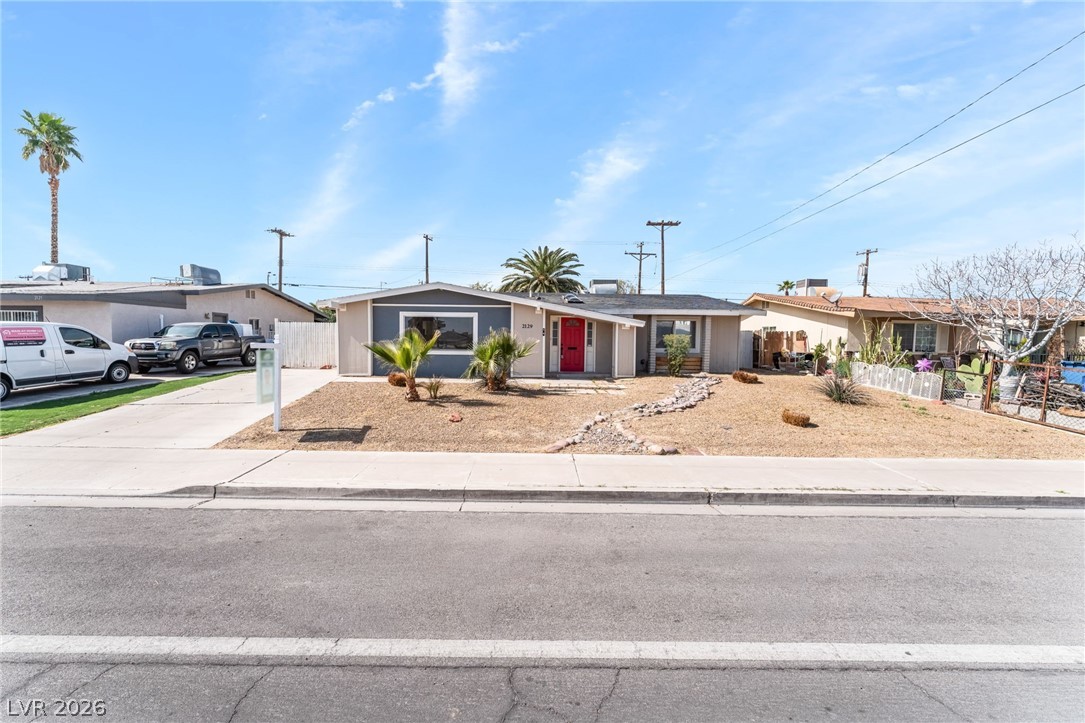 Photo 11 of 43, 2129 N Michael Way