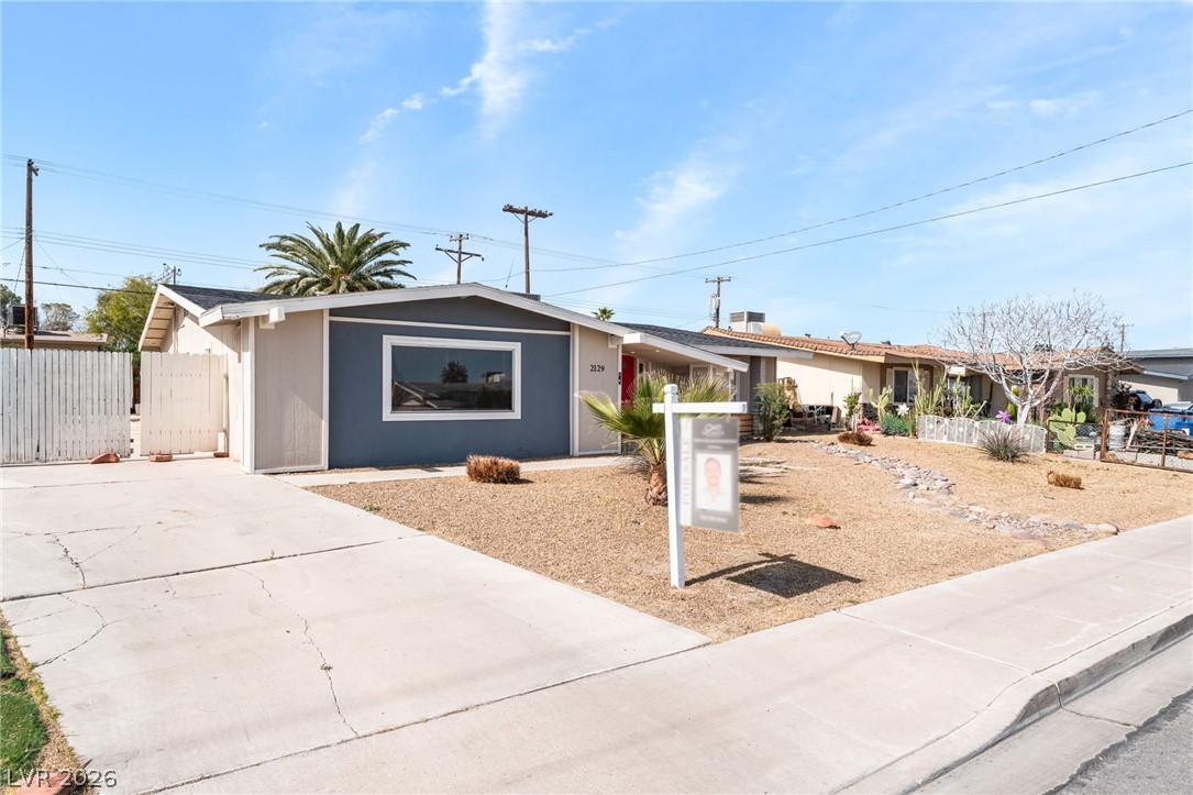 Photo 12 of 43, 2129 N Michael Way