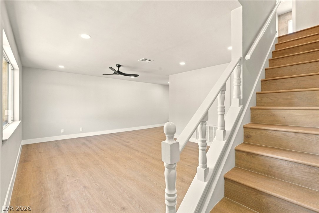 Photo 4 of 727 Greenbriar Townhouse Way