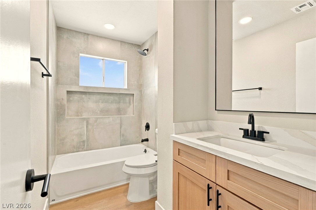 Photo 6 of 14, 727 Greenbriar Townhouse Way
