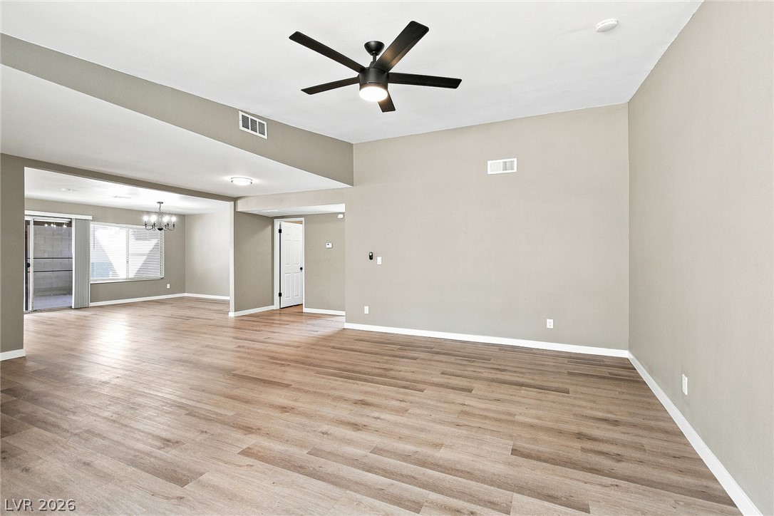 Photo 5 of 4005 Ridgewood Avenue