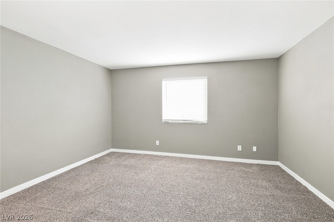 Photo 9 of 21, 4005 Ridgewood Avenue