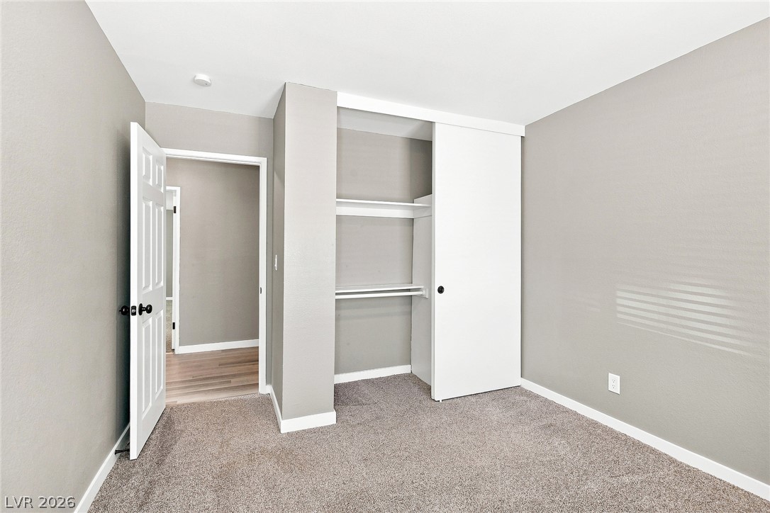 Photo 13 of 21, 4005 Ridgewood Avenue