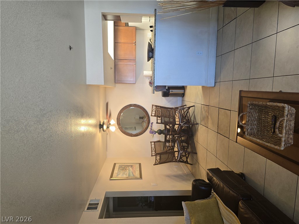 Photo 11 of 27, 4200 S Valley View Boulevard #2117
