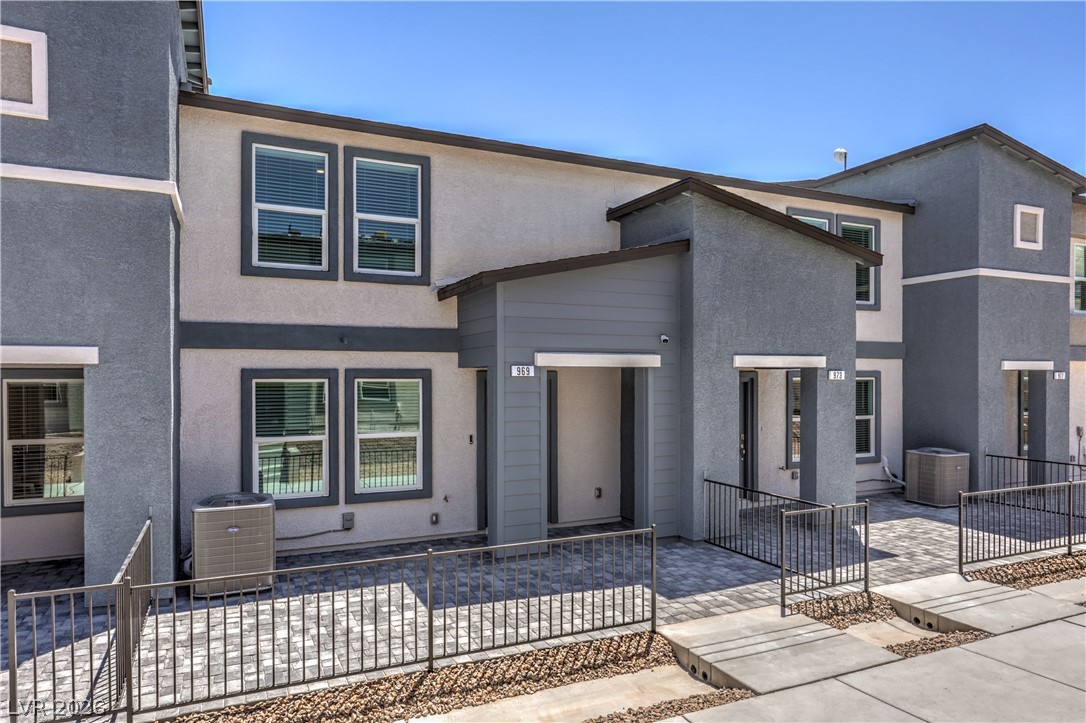 Photo 2 of 969 Appian Way