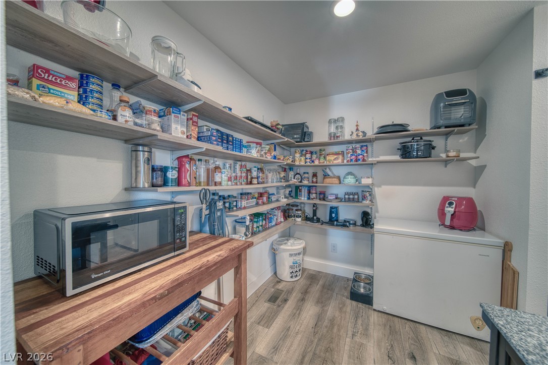 Photo 7 of 33, 1380 Lanette Circle