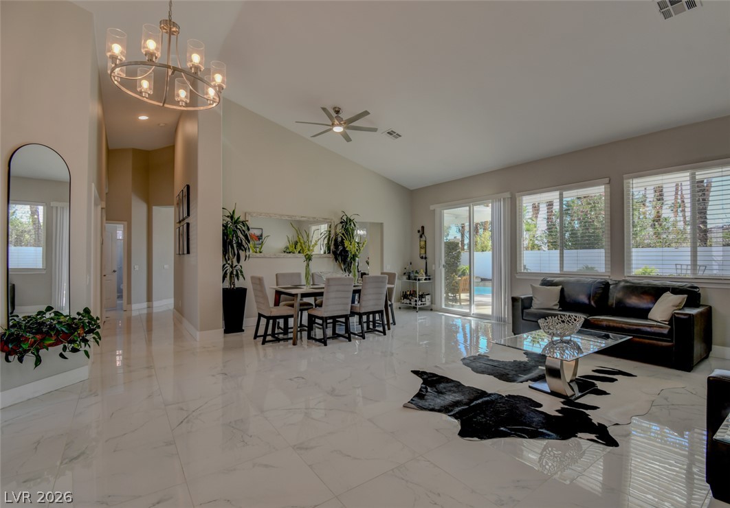 Photo 3 of 1508 Breeze Canyon Drive