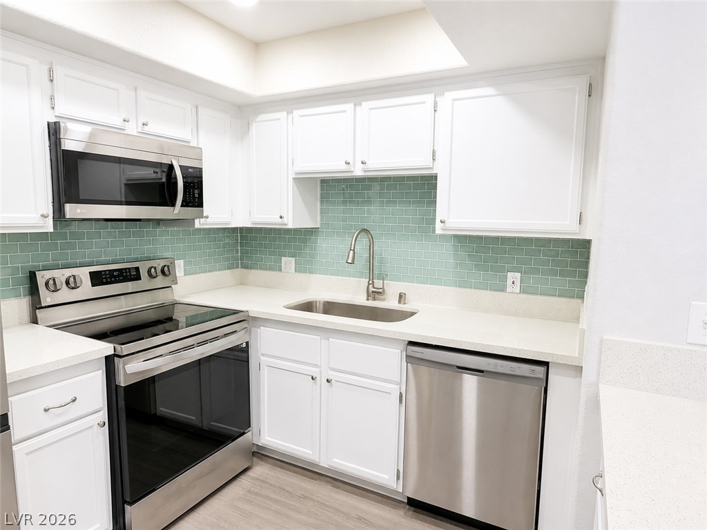 Photo 8 of 21, 8410 Eldora Avenue #2078