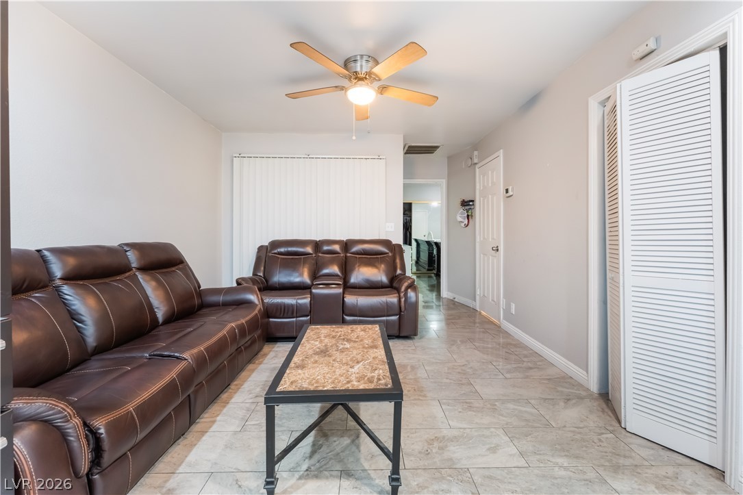 Photo 8 of 30, 413 N Lamb Boulevard #C