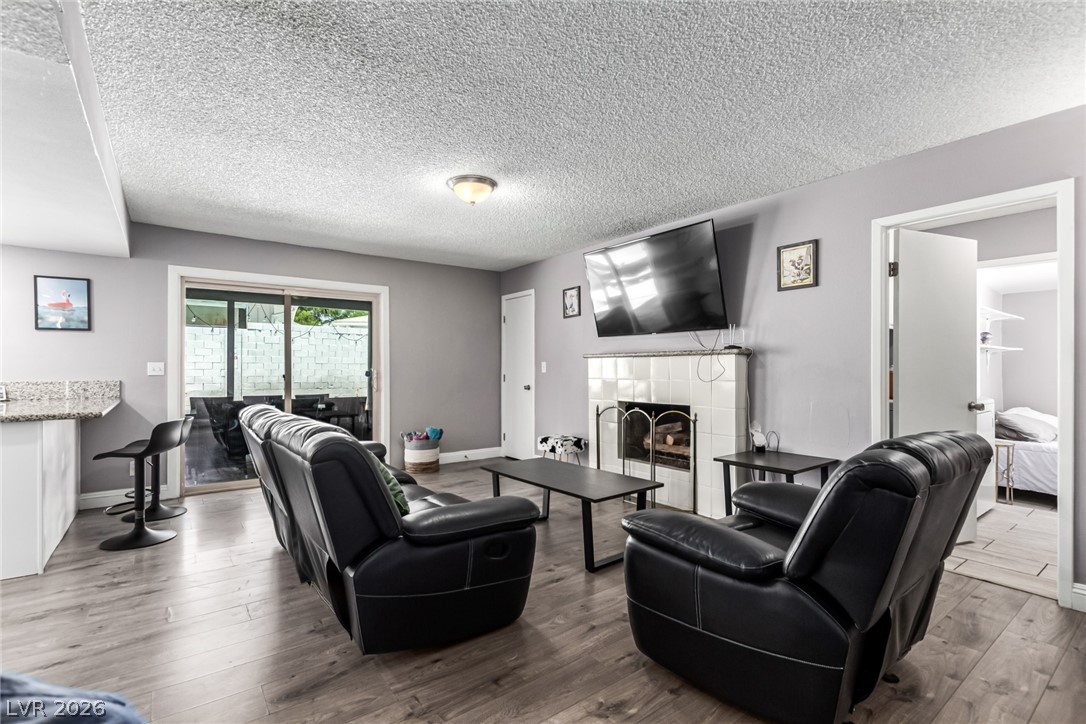 Photo 7 of 29, 3158 Brockington Drive