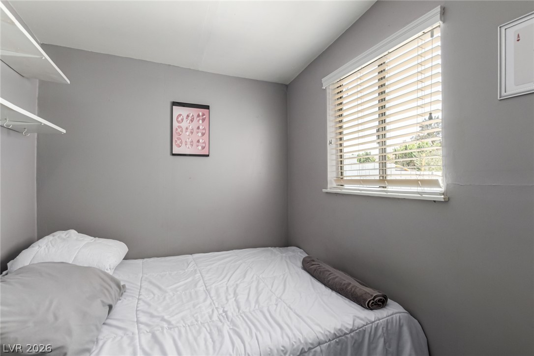 Photo 21 of 29, 3158 Brockington Drive