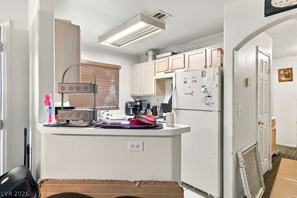 Photo 11 of 23, 4320 W LakeMead Boulevard #202