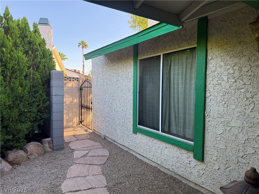 Photo 6 of 29, 5829 Halfmoon Way