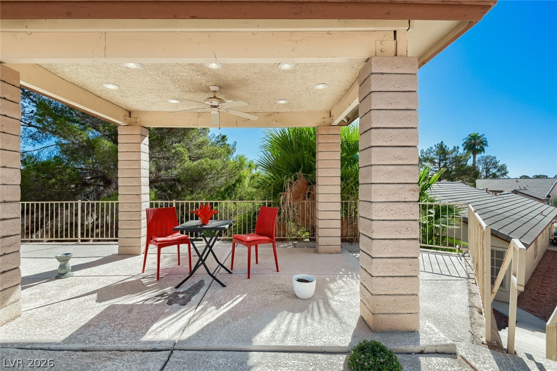 Photo 31 of 55, 4920 Winterset Drive