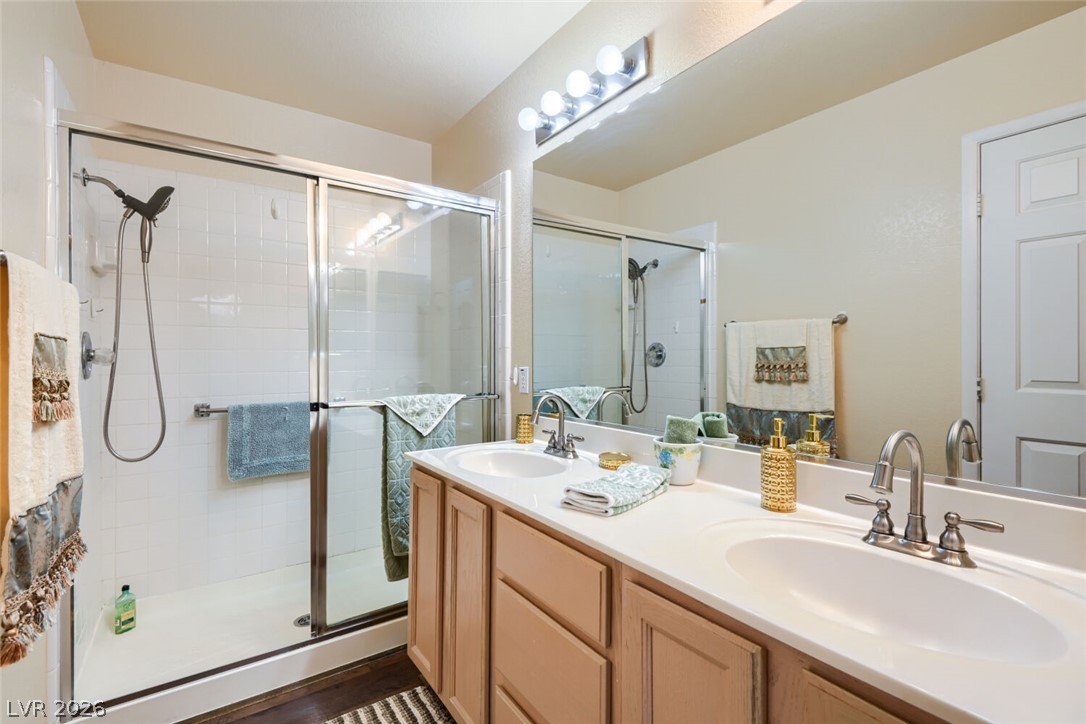 Photo 21 of 55, 4920 Winterset Drive