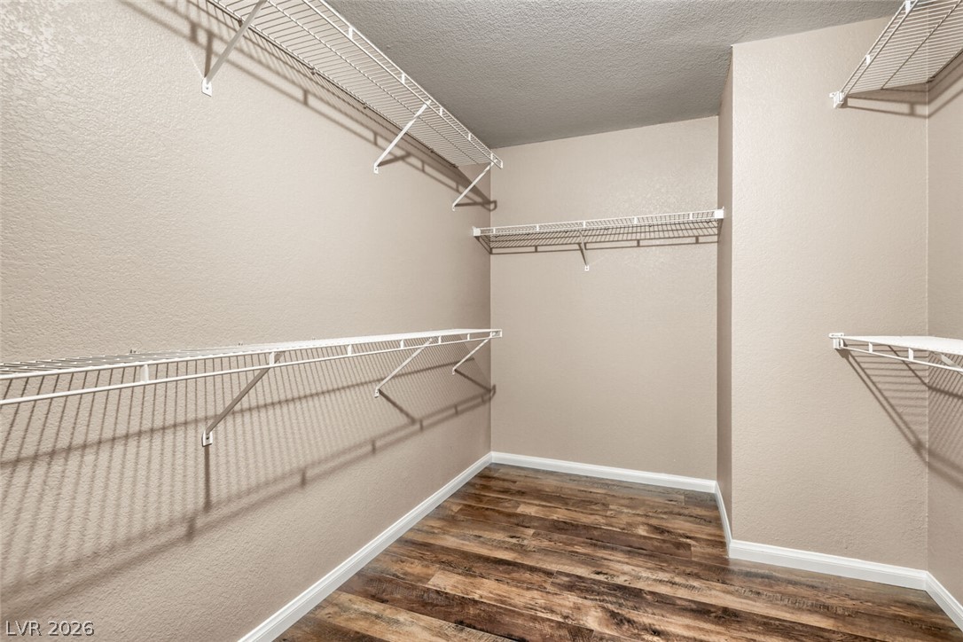 Photo 22 of 55, 4920 Winterset Drive