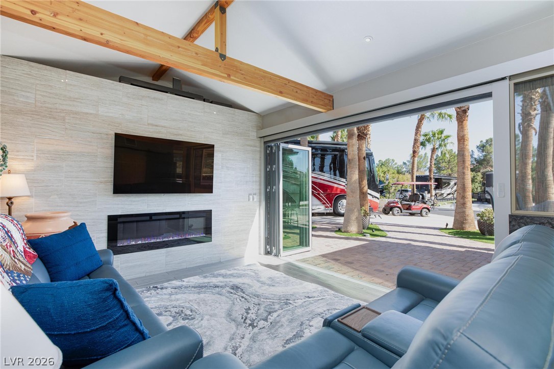 Photo 13 of 39, 8175 Arville Street #142