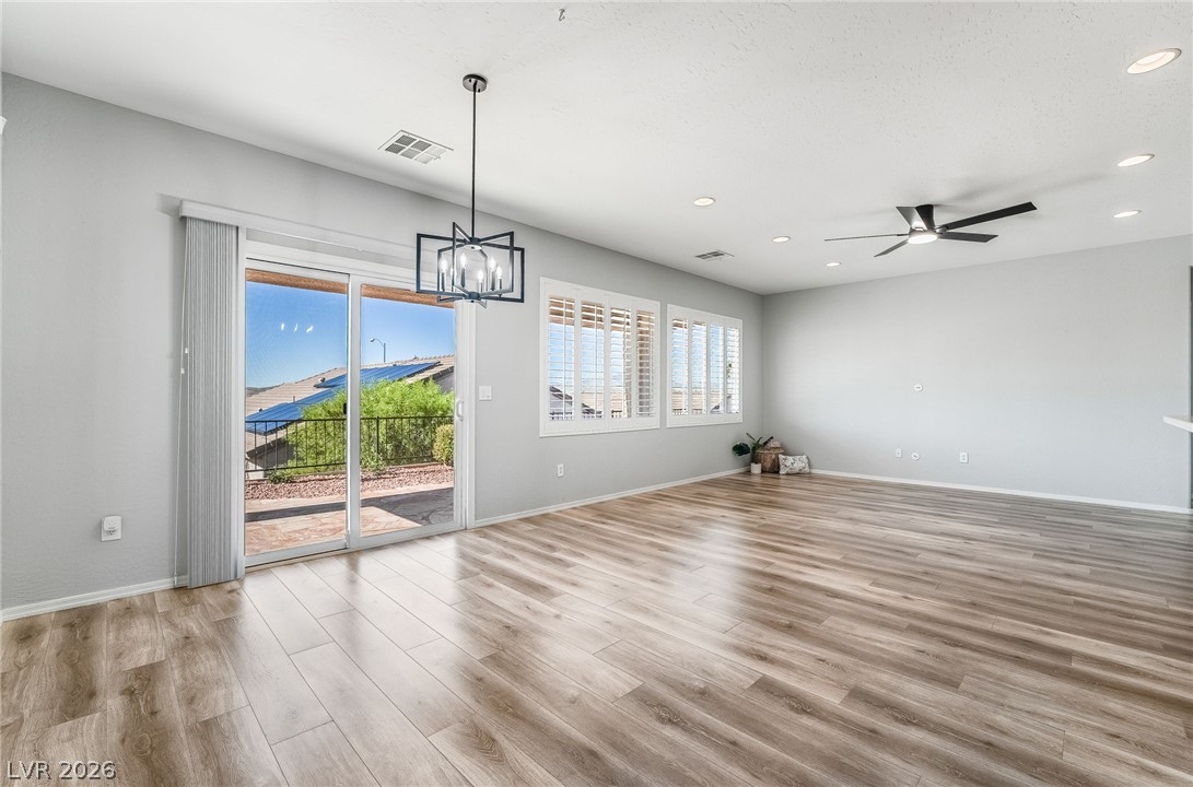 Photo 13 of 41, 2593 CORVUS Street