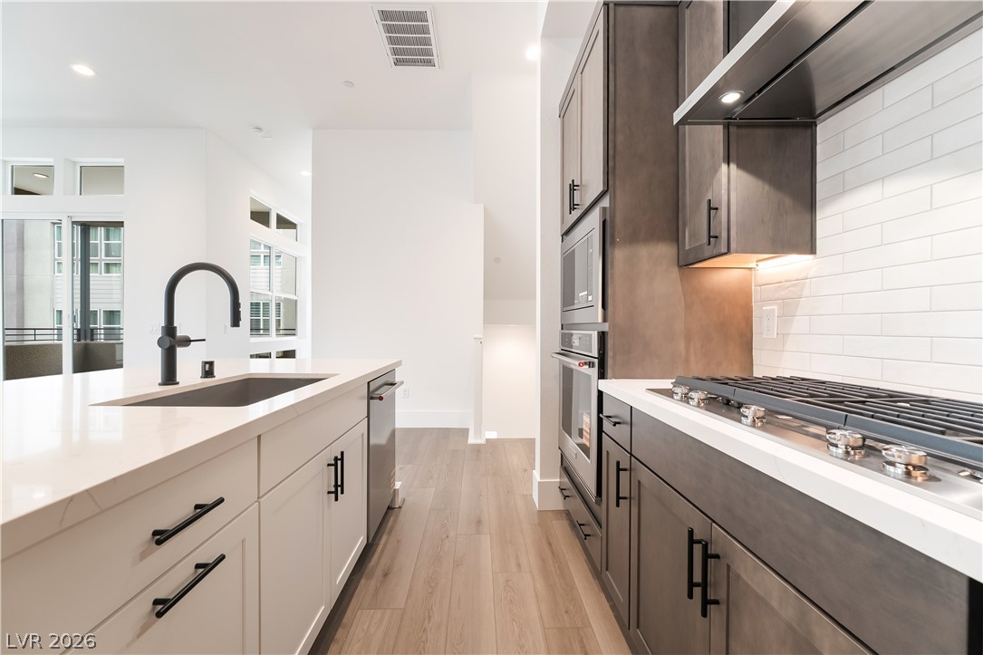 Photo 2 of 2527 Cracked Stone Street