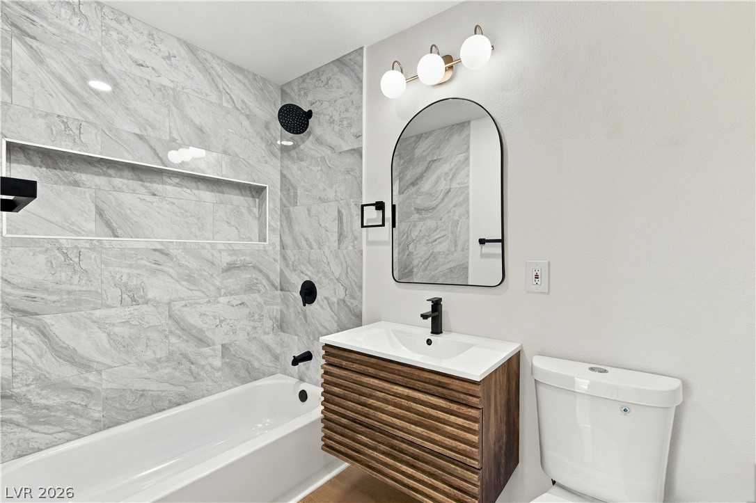 Photo 9 of 22, 1208 Sandy Cove Street