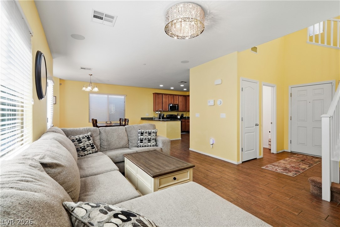 Photo 6 of 39, 783 Calamus Palm Place