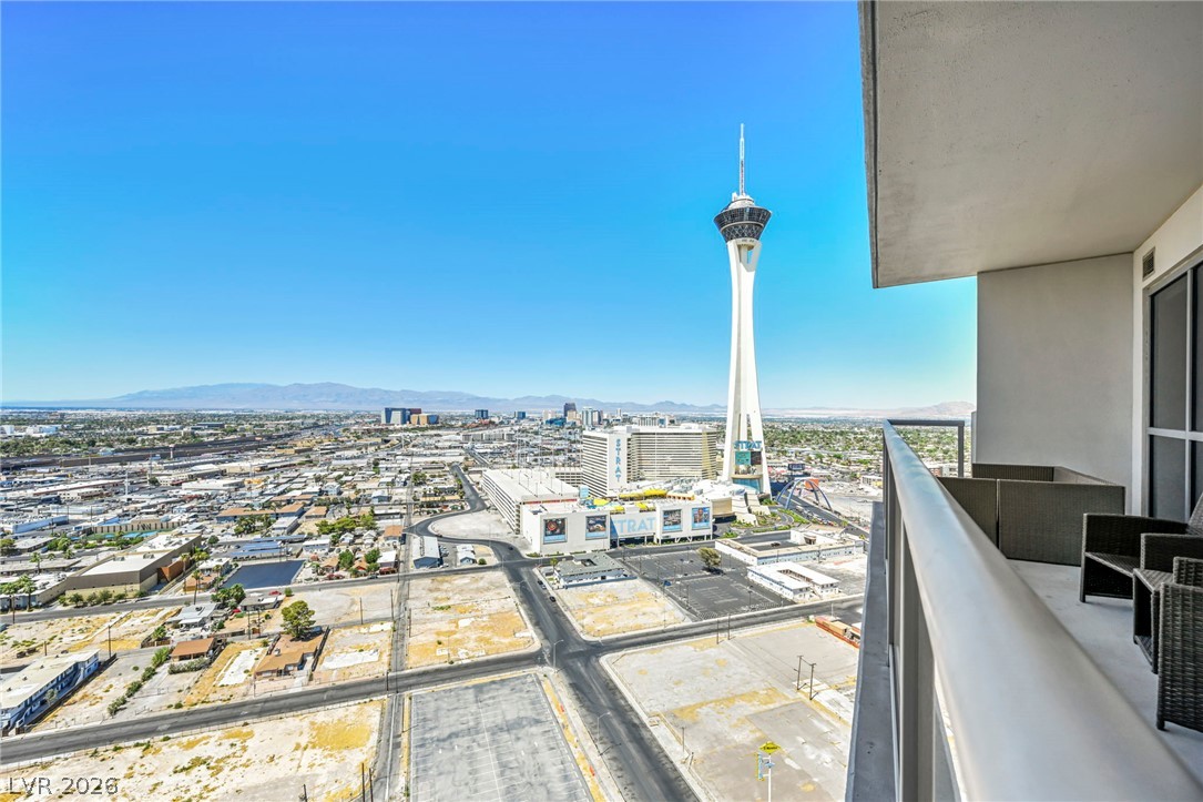 Photo 25 of 66, 200 W Sahara Avenue #2709