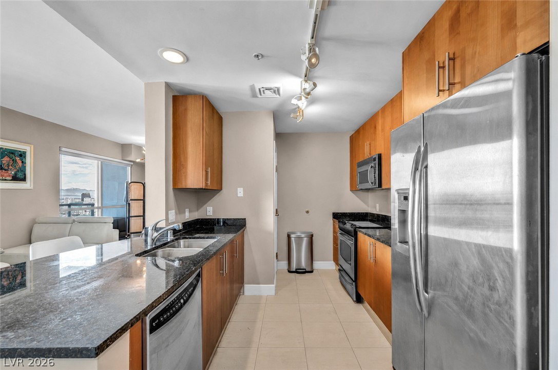 Photo 4 of 200 W Sahara Avenue #2709