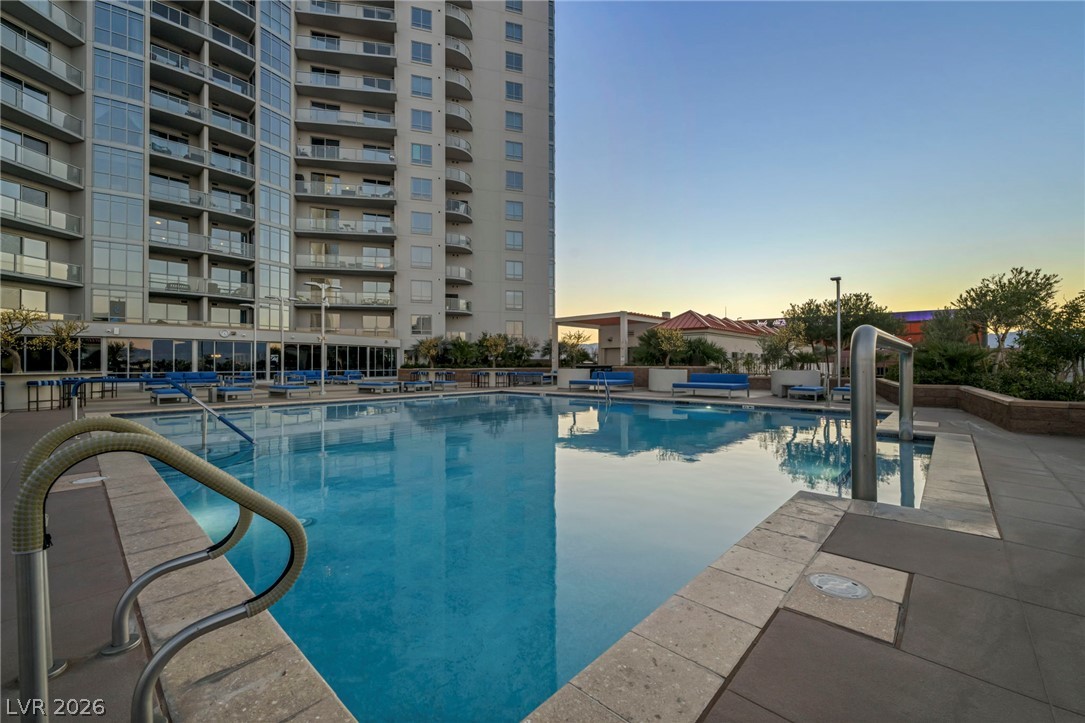 Photo 43 of 66, 200 W Sahara Avenue #2709