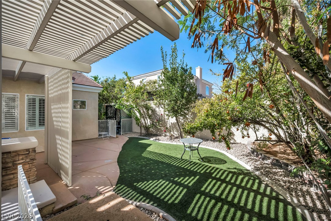 Photo 10 of 71, 7904 Roxburgh Castle Avenue