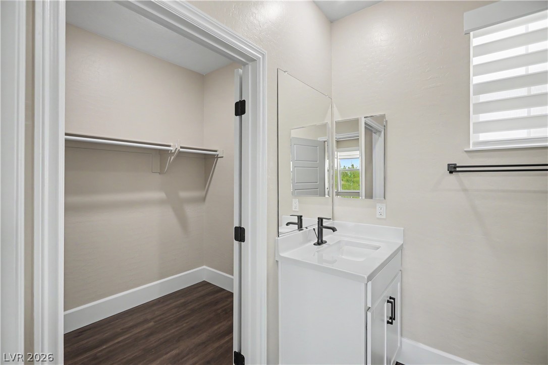 Photo 38 of 52, 2555 Hampton Road #11210