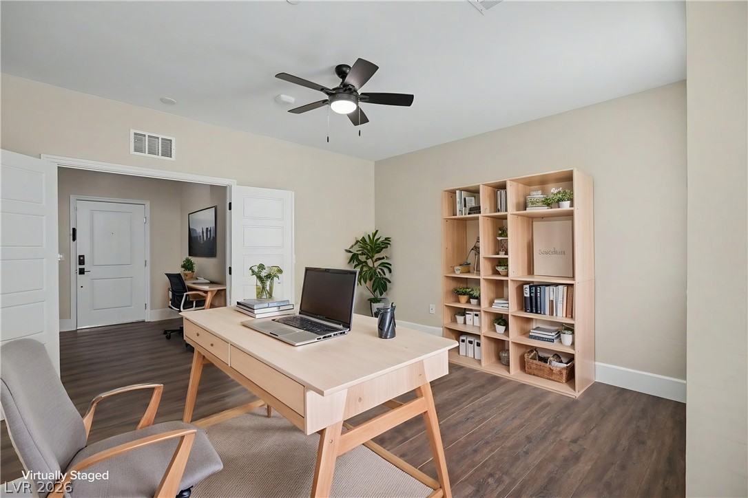 Photo 10 of 52, 2555 Hampton Road #11210